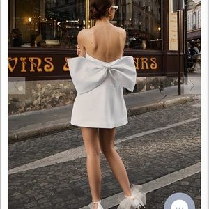 Diish AISLE WHITE LINEN BACK BOW DRESS